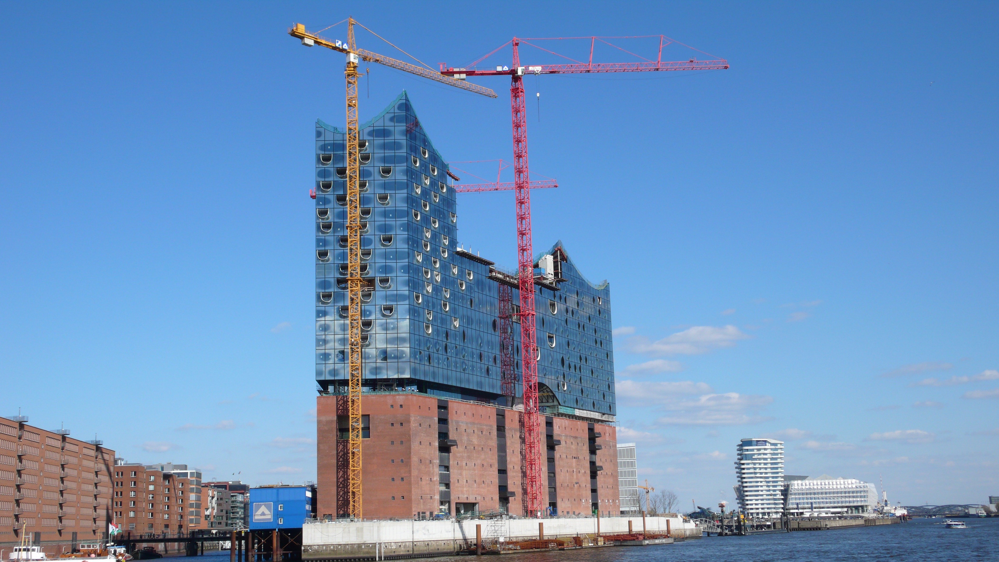 susisorglos089 pixabay elbphilharmonie hamburg-73053 Elbphilharmonie